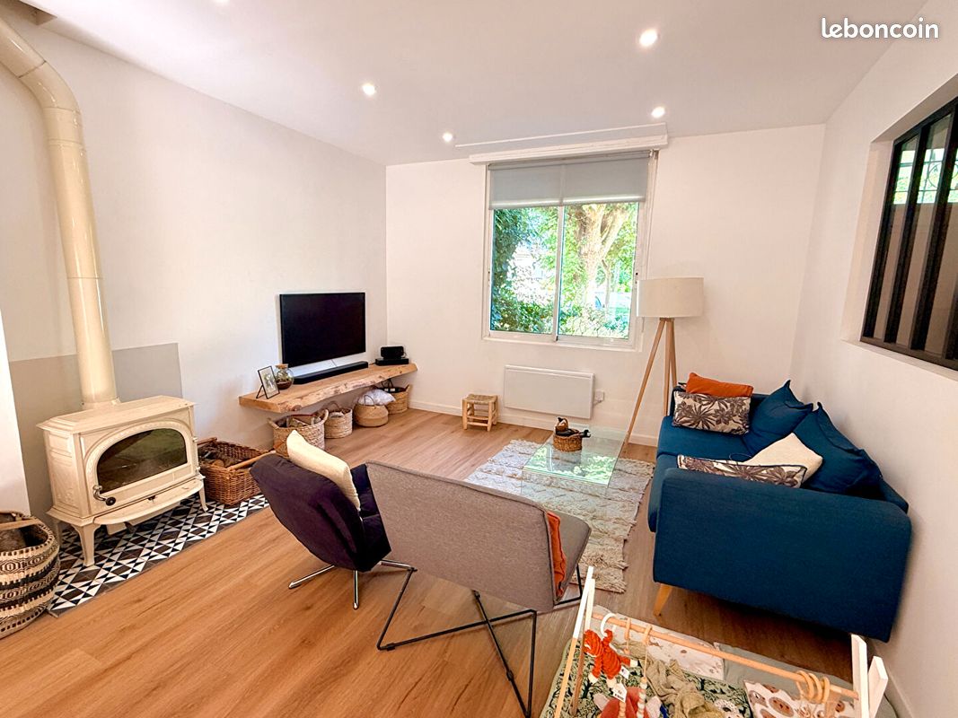 Maison 6 pièces 150 m² · à Saint-Loubès · 150 m² · 325 000 €