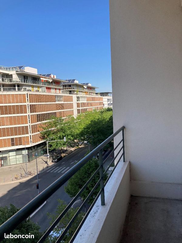 Appartement 2 pièces 65 m² · à Grenoble · 65 m² · 751 €