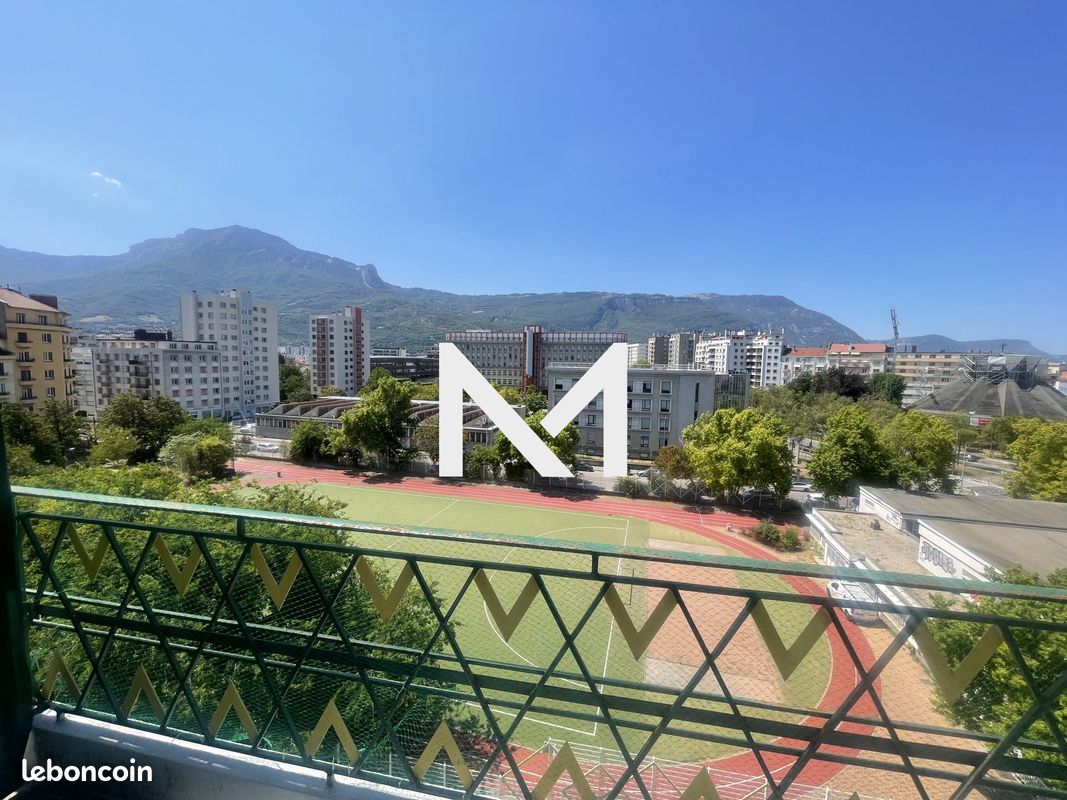 Appartement 2 pièces 52 m² · à Grenoble · 52 m² · 720 €