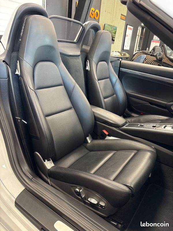 PORSCHE 718 BOXSTER 2.0 300 PDK BVA Origine France / Option PORSCHE EXCLUSIVE (image 16)