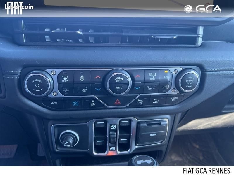 Jeep Wrangler Unlimited 2.0 T 380ch 4xe Sahara Command Trac (image 11)