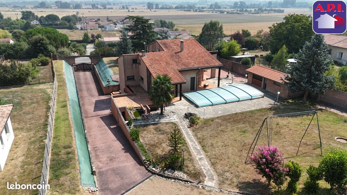 Maison 5 pièces 184 m² · à Miremont · 184 m² · 497 500 €