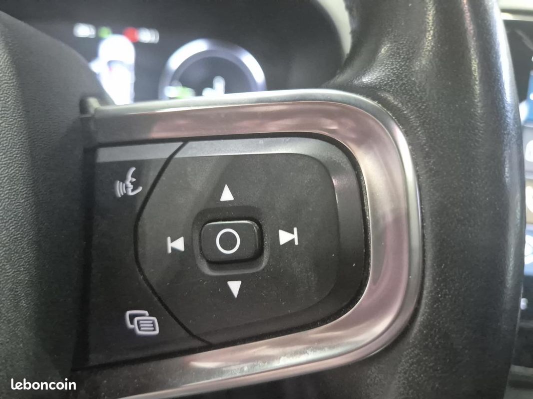 Volvo xc40 1.5 t4 211h 130 twin-engine recharge phev hybrid business 2wd dct bva (image 14)
