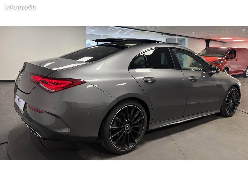 MERCEDES CLASSE CLA 200 AMG LINE 163 ch 7G-DCT - Toit ouvrant - Jantes multibranches (image 7)