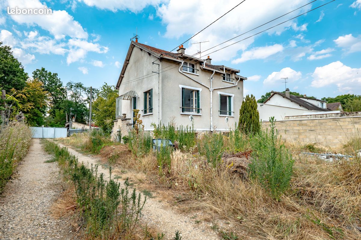 Maison 6 pièces 110 m² · à Dammarie-les-Lys · 110 m² · 185 000 €