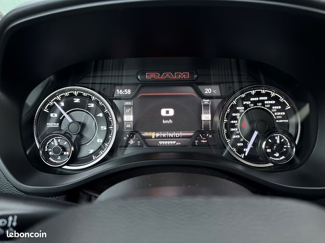 Dodge RAM 1500 Rebel GT 5.7 HEMI eTorque 401 ch 4x4 – Pano – HUD – Harman Kardon – GPL (image 19)