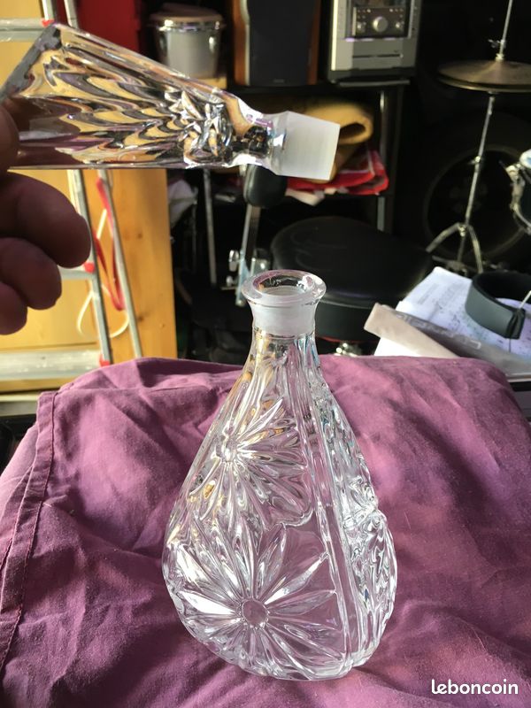Carafe en cristal (image 1)
