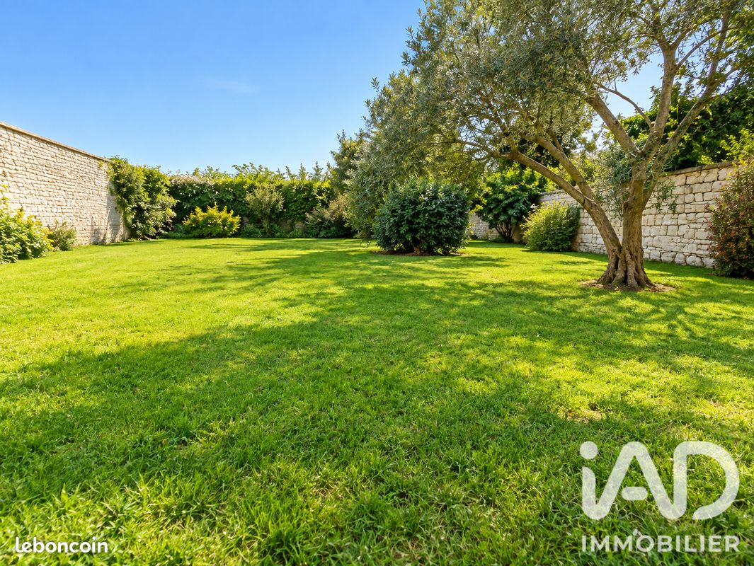Terrain 334 m² · à La Rochelle · 334 m² · 170 000 €