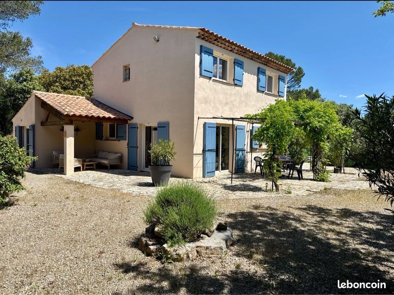 Maison 5 pièces 130 m² · à Saint-Maximin-la-Sainte-Baume · 130 m² · 680 000 €