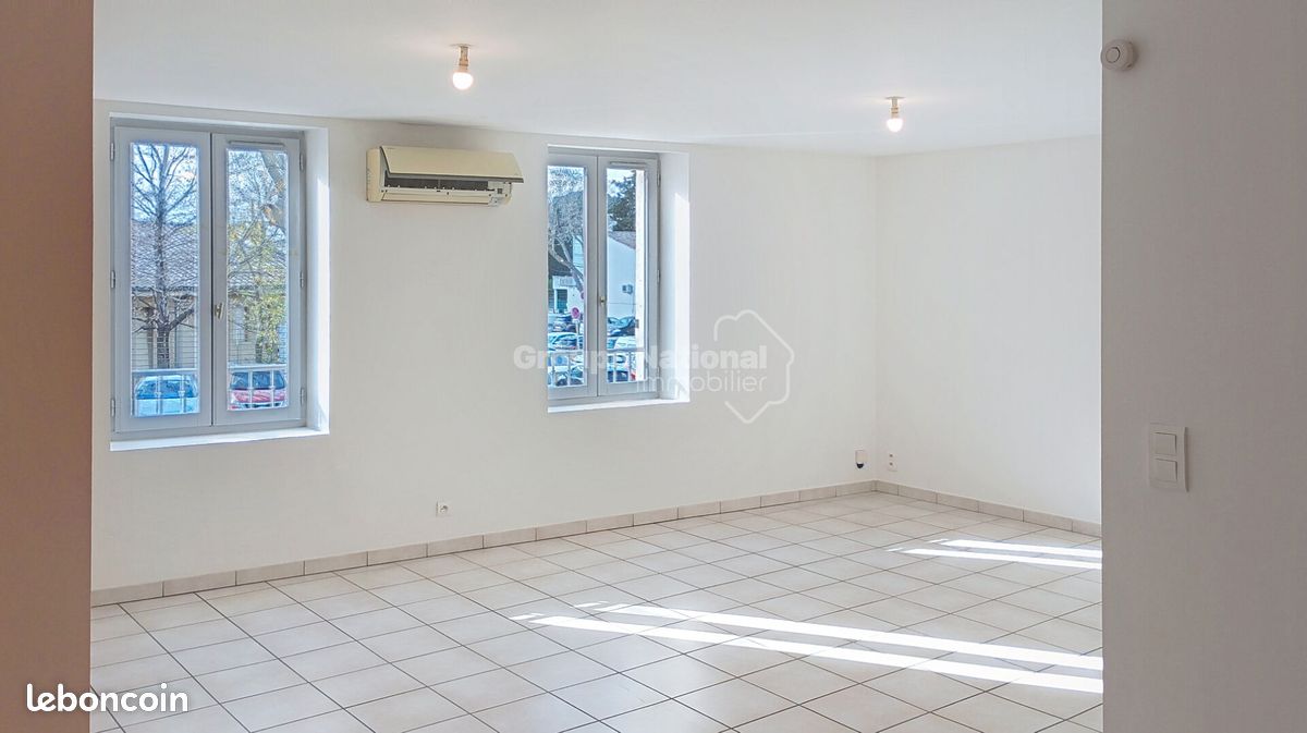 Appartement 3 pièces 84 m² · à Bollène · 84 m² · 745 €/mois