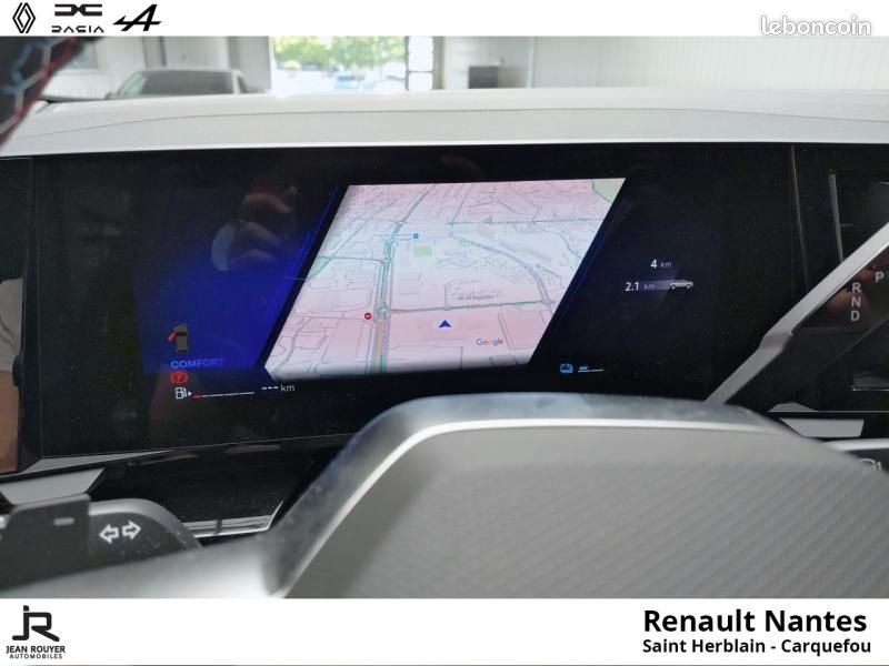 Renault Austral 1.2 E-Tech full hybrid 200ch esprit Alpine - 25 (image 10)