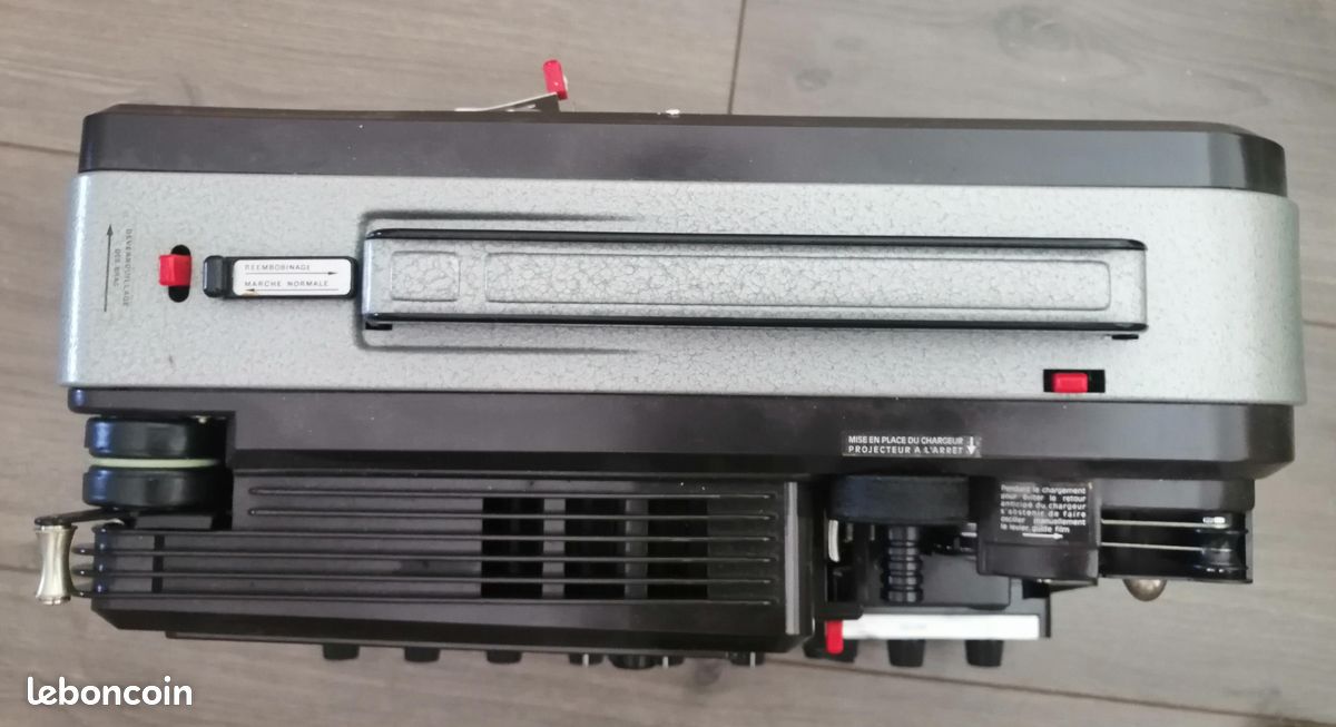 Troc Echange Projecteur Cinéma Heurtier International 42 030 Saint  Etienne France Annonce 1098125