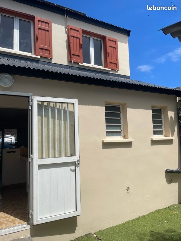 Maison 3 pièces 63 m² · à Saint-Pierre · 63 m² · 900 €