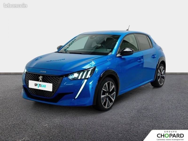Peugeot 208 PureTech 100 S&S BVM6 GT (image 1)