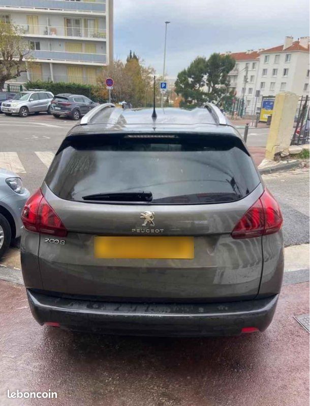 Peugeot 2008 (image 2)