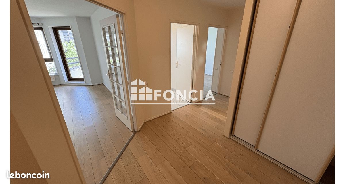 Appartement 2 pièces 54 m² · à Suresnes · 54 m² · 1 378 €