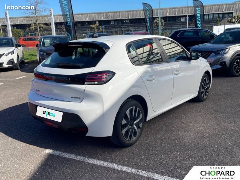 Peugeot 208 Hybrid 100 e-DCS6 Style (image 15)