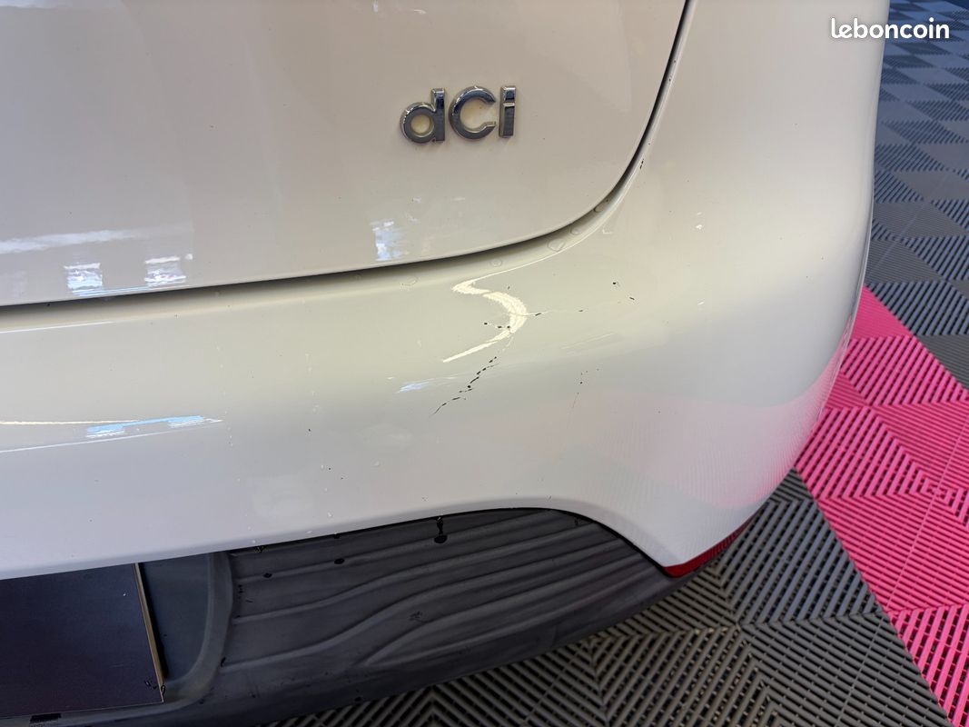 RENAULT CLIO IV SOCIETE 1.5 dCi 75 CV ENERGY + CLIMATISATION + BLUETOOTH + RÉGULATEUR ET LIMITEUR DE VITESSE (image 29)