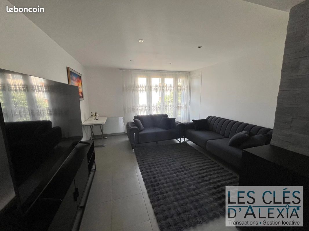 Appartement 3 pièces 62 m² · à Vaulx-en-Velin · 62 m² · 189 000 €