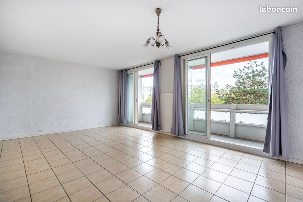 Appartement 3 pièces 70 m² · à Lyon · 70 m² · 225 000 €