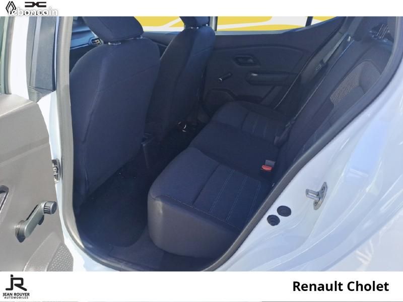 Dacia Sandero 1.0 TCe 90ch Stepway Essential -24 (image 4)