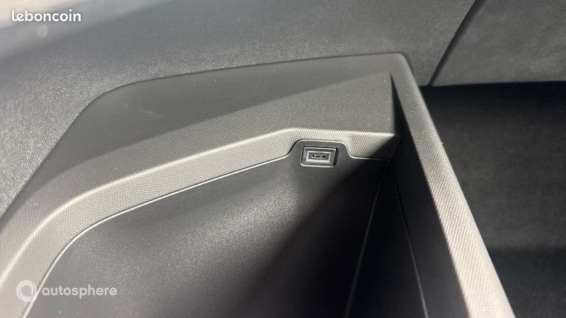 Peugeot 3008 Electrique 210ch Batterie 73 kWh Allure (image 30)