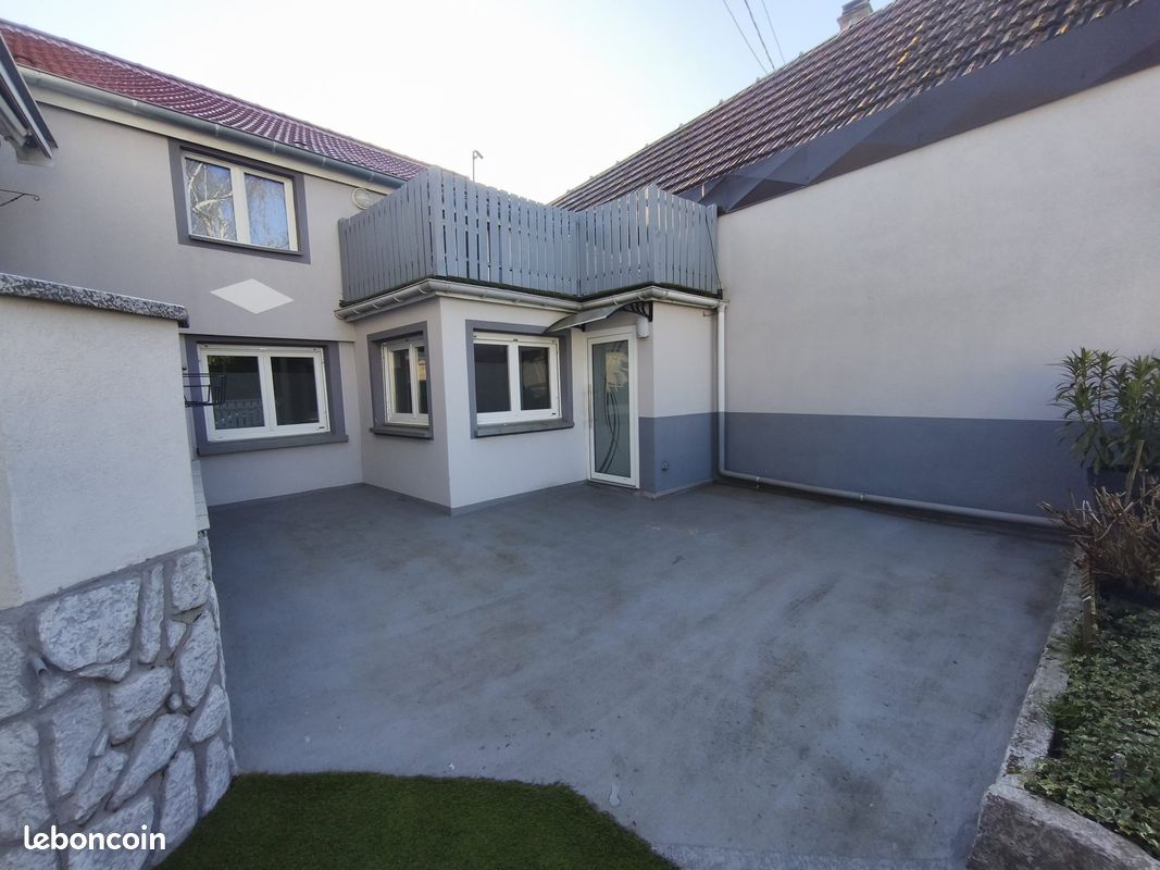 Maison 4 pièces 90 m² · à Brumath · 90 m² · 880 €/mois
