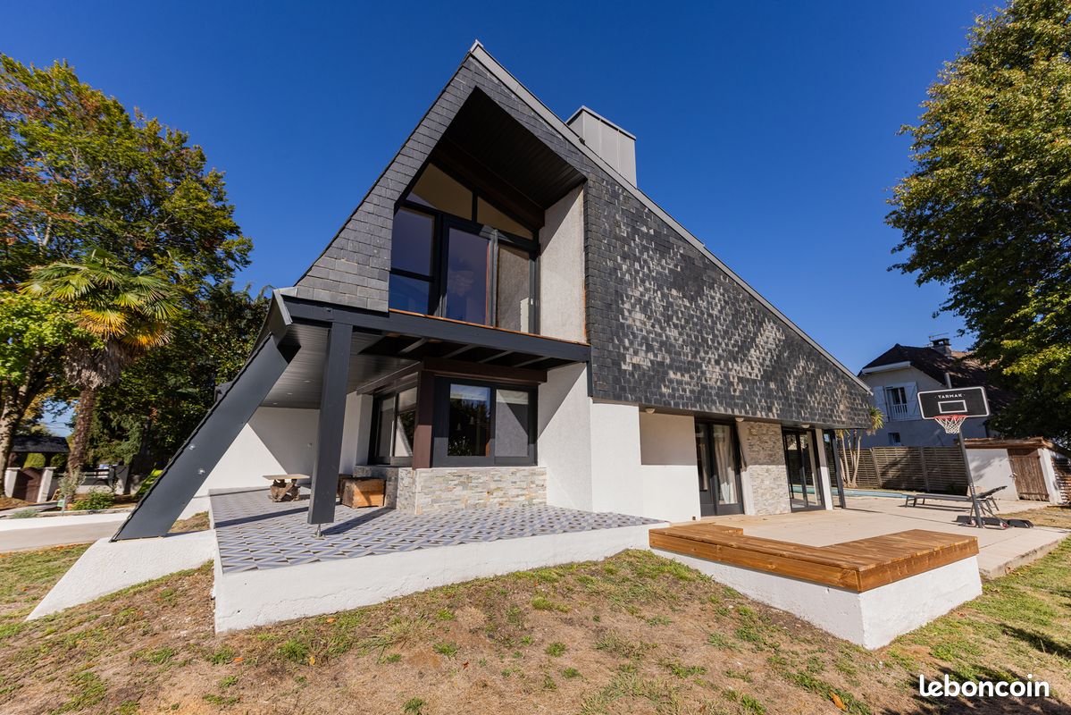 Maison 7 pièces 160 m² · à Montardon · 160 m² · 398 000 €