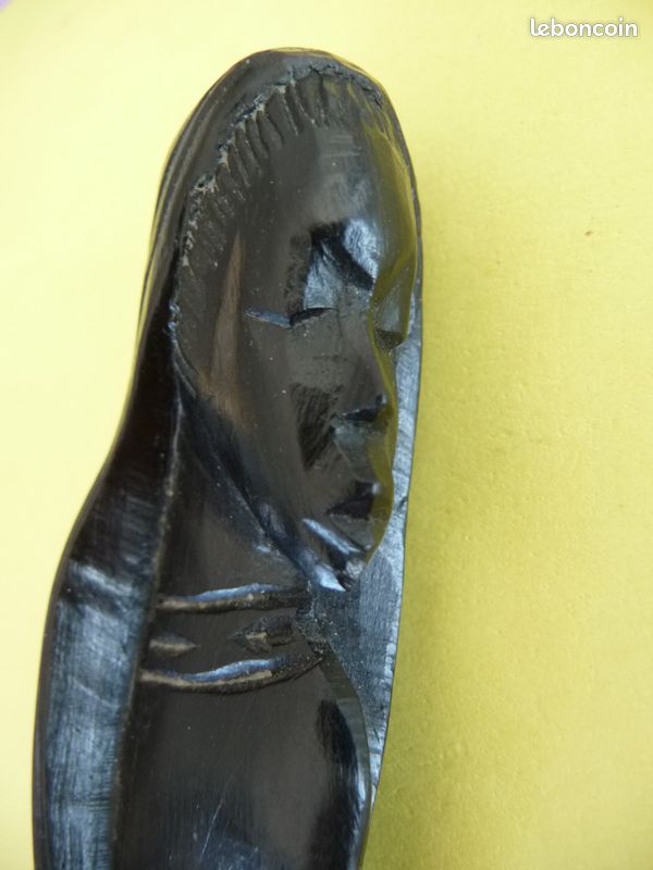 Vierge Noire Africaine - Statue en Bois Noir Sculpté ébène ART AFRICAIN 12 cm (image 8)
