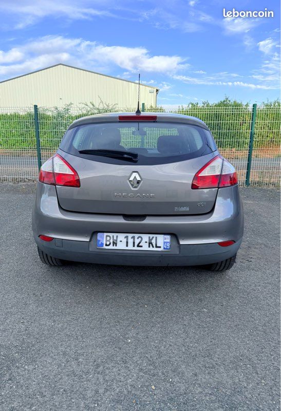 Mégane 3 1.5 DCI 110 Dynamique (image 5)