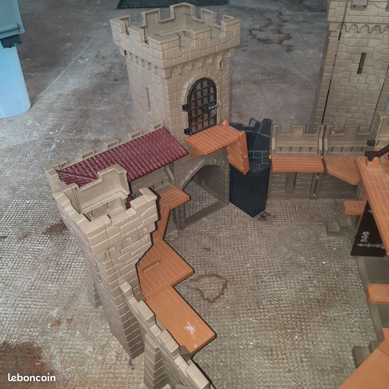 Chateau playmobil des Faucons (image 3)