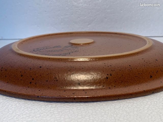 Grès de Bourgogne pyrité Plat rond (image 2)