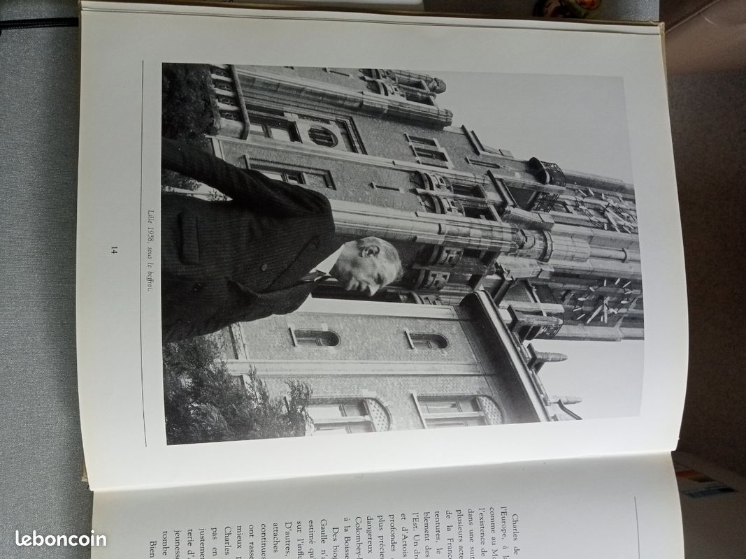 Livre historique (image 2)