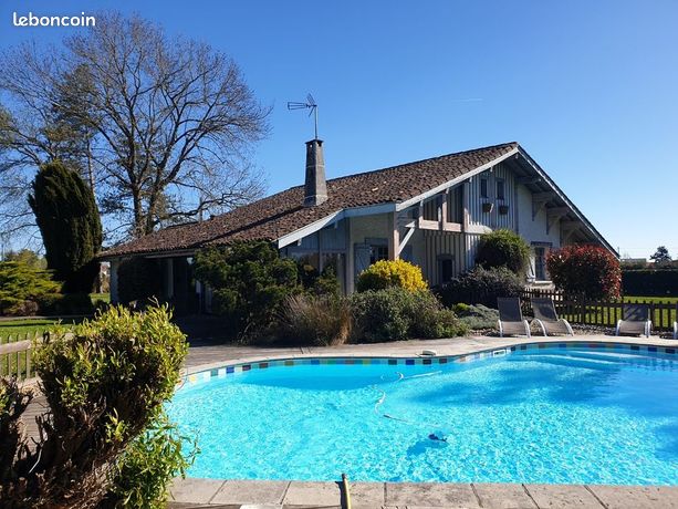 Chambre d'hôtes 17 pièces 366 m²