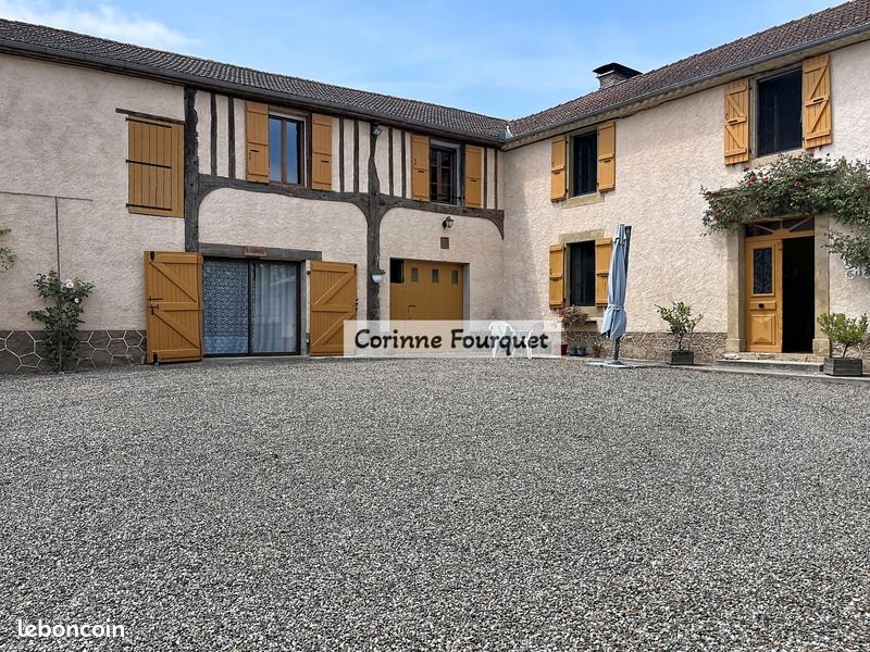 Maison 6 pièces 240 m² · à Marciac · 240 m² · 229 000 €