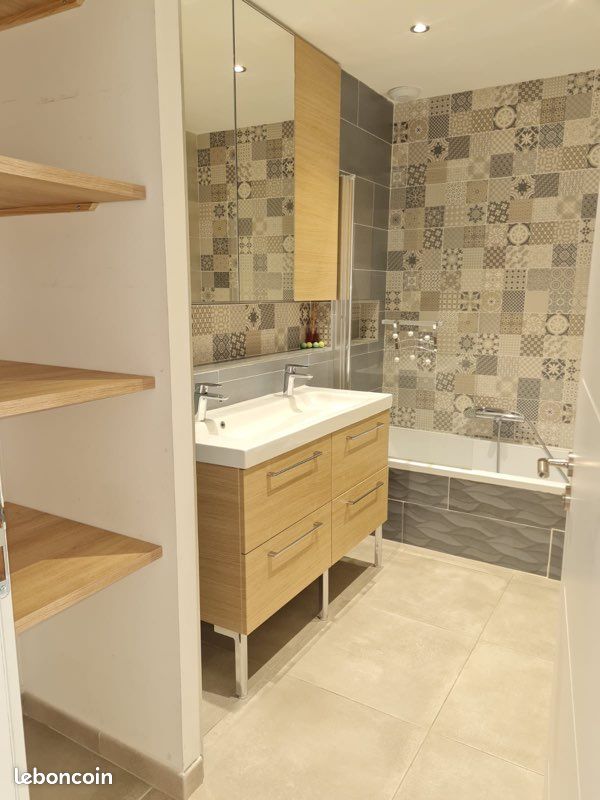 Maison 5 pièces 116 m² · à Cabestany · 116 m² · 1 850 €
