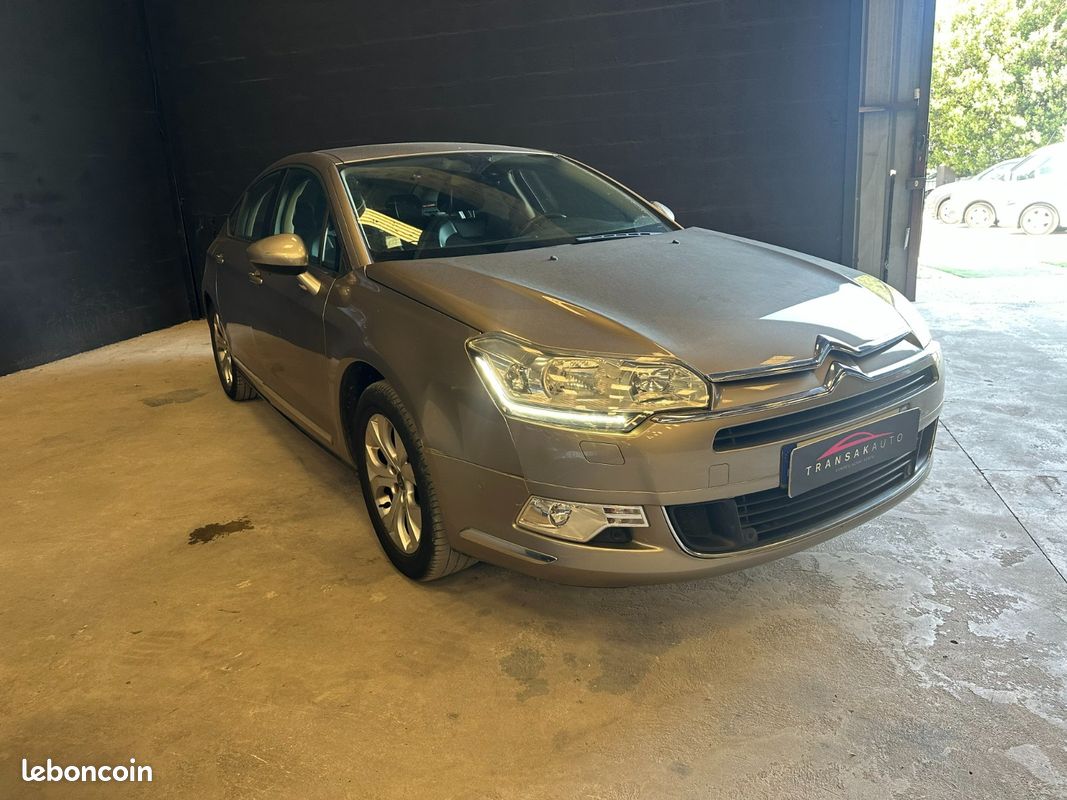 CITROEN C5 1.6 e-HDi 115 Confort BMP6 (image 7)