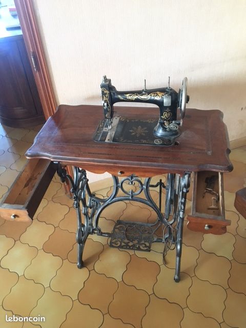 Machine à coudre ancienne (image 4)