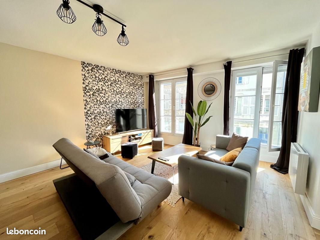 Appartement 3 pièces 70 m² - La Rochelle 17000 (image principale 1)