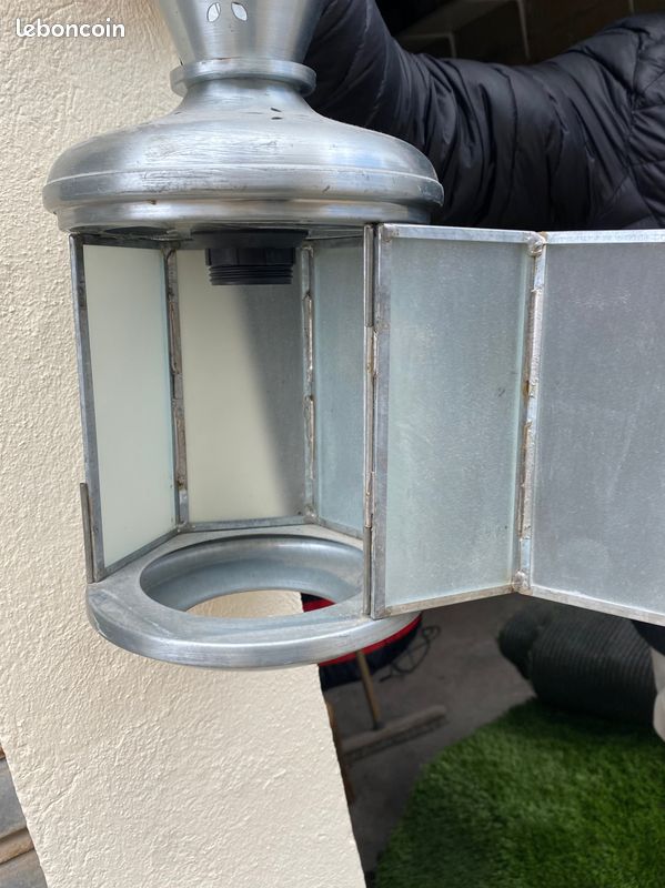URGENT luminaire (image 3)