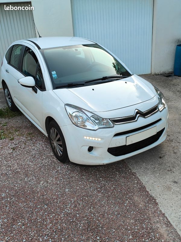Citroen c3 1.6 blue hdi 75 cv attraction (image 1)