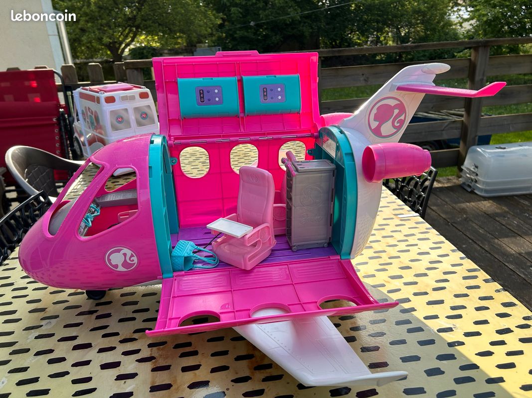 Avion barbie (image 1)