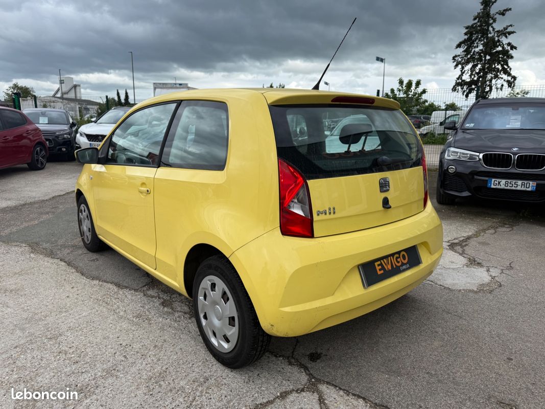Seat mii 1.0 75 ch style - 1ere main - climatisation - entretien complet - vitres electriques - lecteur cd - (image 4)
