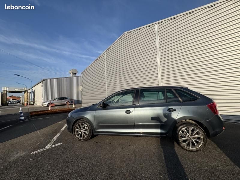 Skoda Rapid Spaceback 1.4 TSI 125ch Drive DSG (image 2)