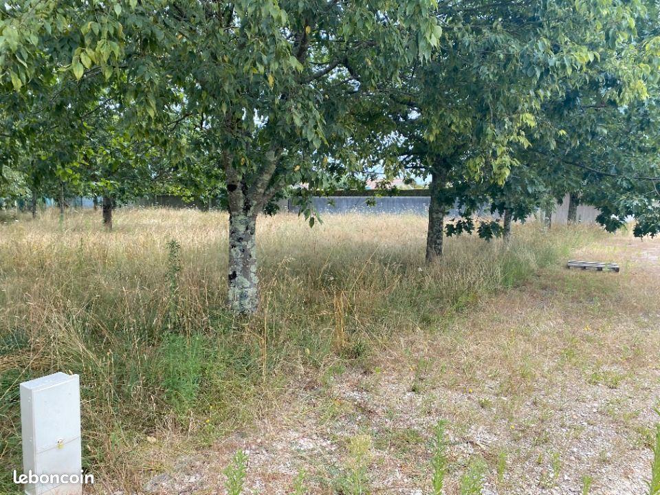 Terrain 509 m² Le Pout · 100 500 €