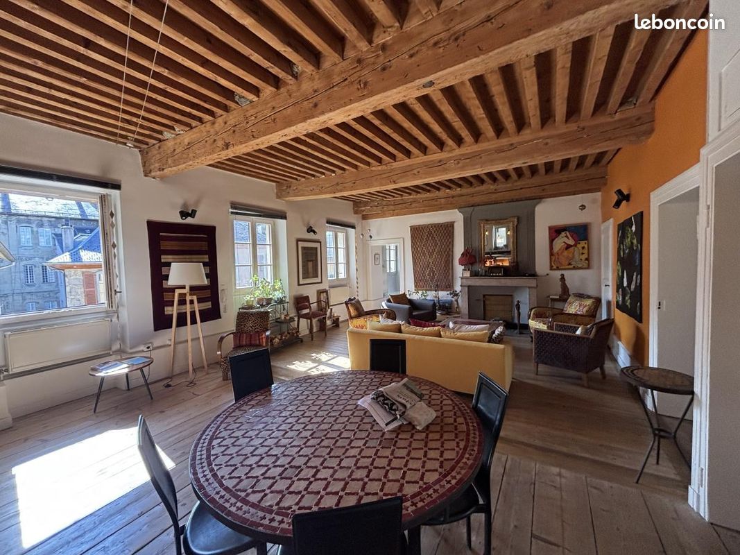 Appartement 7 pièces 200 m² · à Chambéry · 200 m² · 720 000 €