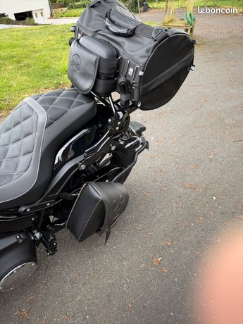 Sacoche cuir latéral Équipement moto