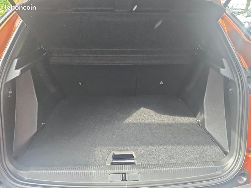 Peugeot 2008 1.2 PureTech 100ch S&S Style (image 5)