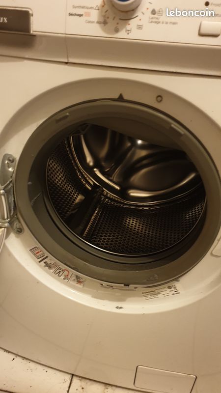 Lave linge sèchant Electrolux bon état (image 2)