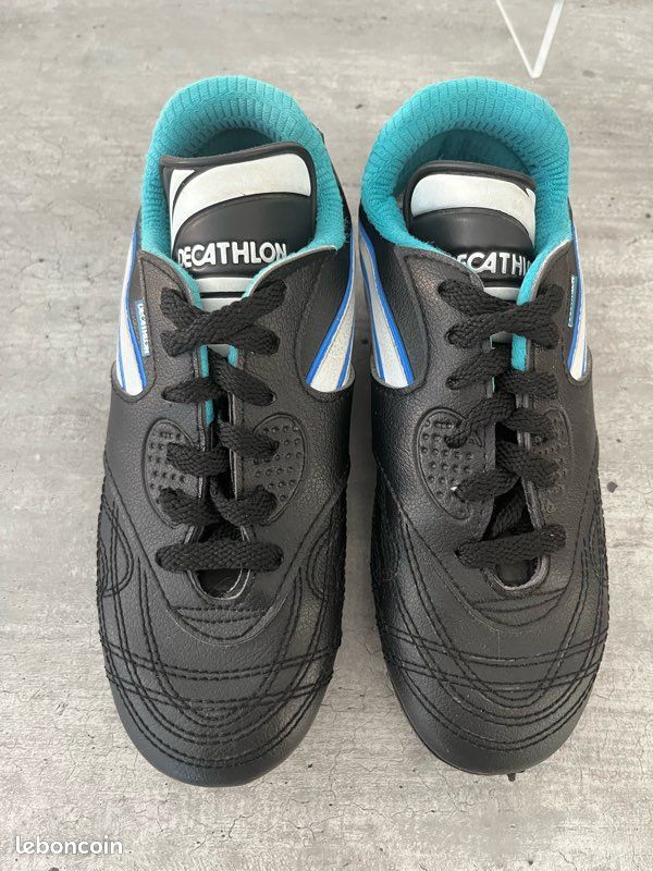Chaussures de foot crampons p35 (image 3)